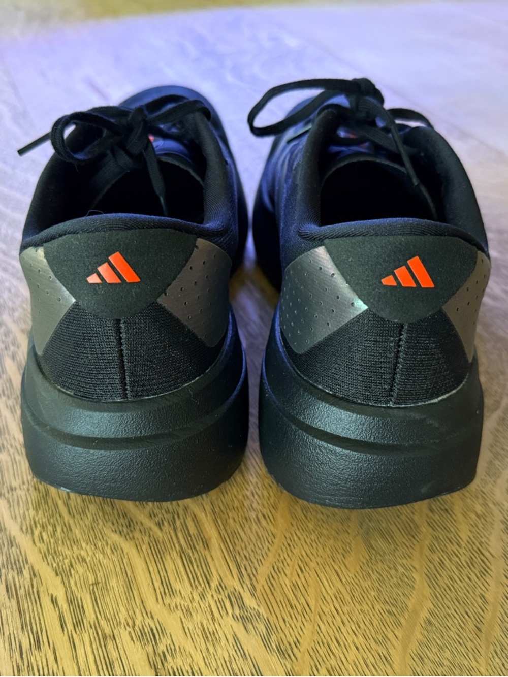 Adidas Adizero Evo SL - size 7.5 women’s

Core Black/Grey Four/Impact Orange - Picture 5 of 8